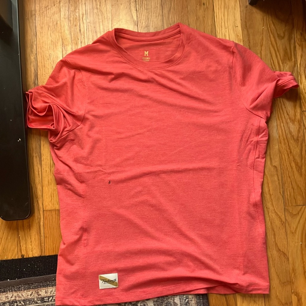 Tracksmith sessions tee (stained)